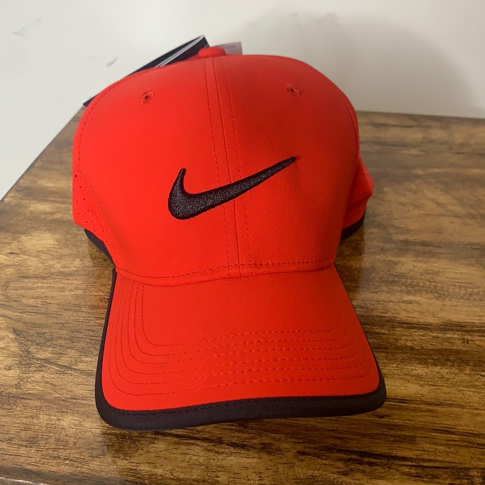 Nike Dri fit stay cool red hat
